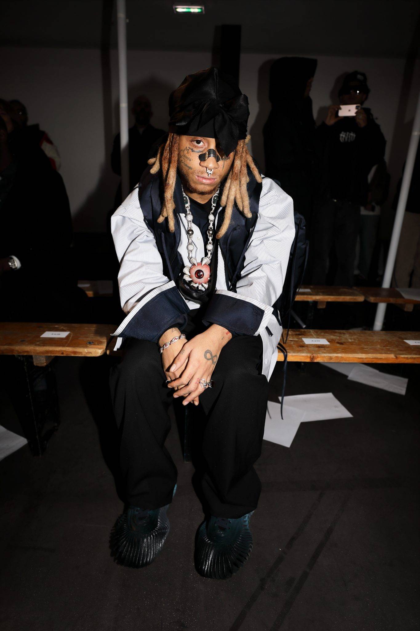  - We Dive Into BOTTER’s Universe with “Dark Waters”