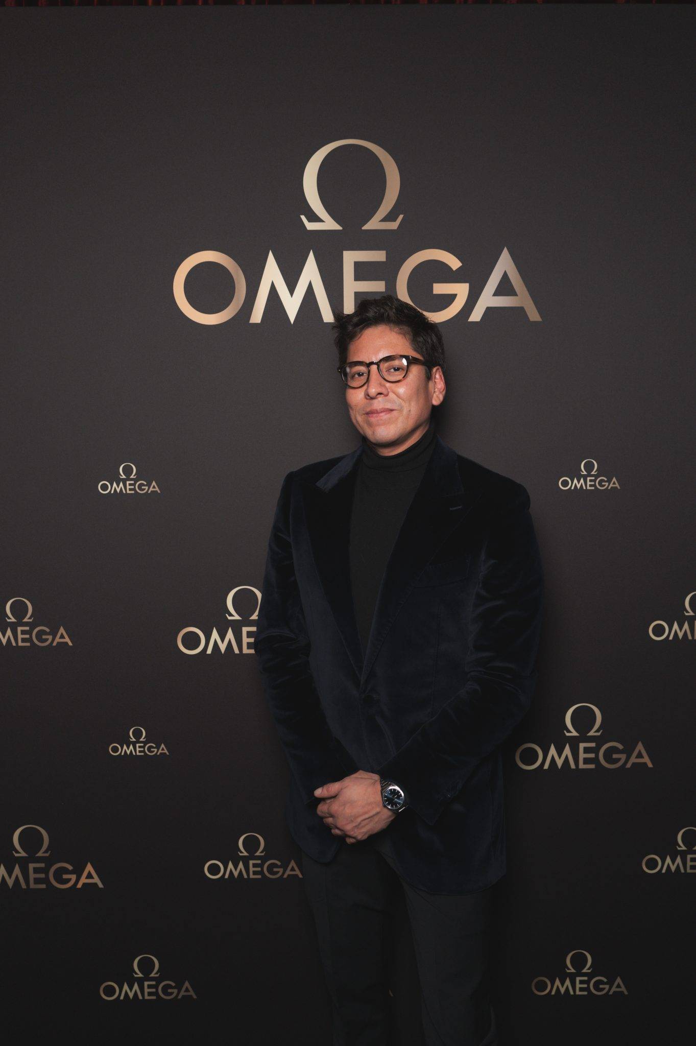  - Andrew Garfield et OMEGA s’emparent de la Fashion Week Homme le temps d’un dîner