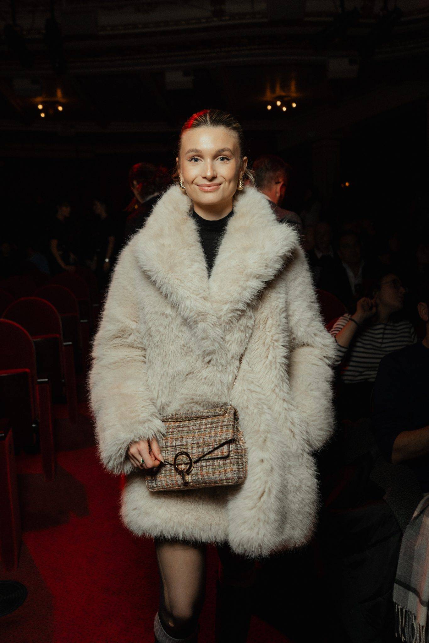  - Le défilé First Vamps de Julien Fournié célèbre la puissance féminine