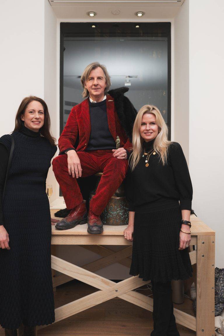  - Double actualité à la galerie Perrotin: Johan Creten avec « How to explain the Sculptures to an Influencer? », et Mr. avec « Invoke It and a Flower Shall Blossom »