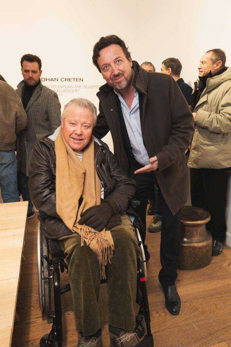  - Double actualité à la galerie Perrotin: Johan Creten avec « How to explain the Sculptures to an Influencer? », et Mr. avec « Invoke It and a Flower Shall Blossom »