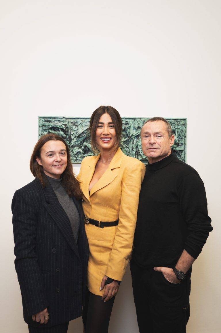  - Double actualité à la galerie Perrotin: Johan Creten avec « How to explain the Sculptures to an Influencer? », et Mr. avec « Invoke It and a Flower Shall Blossom »