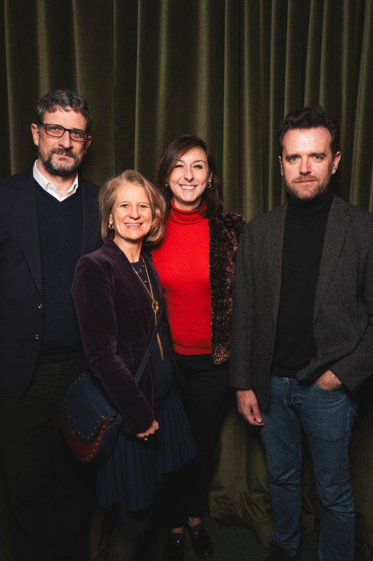  - Double actualité à la galerie Perrotin: Johan Creten avec « How to explain the Sculptures to an Influencer? », et Mr. avec « Invoke It and a Flower Shall Blossom »