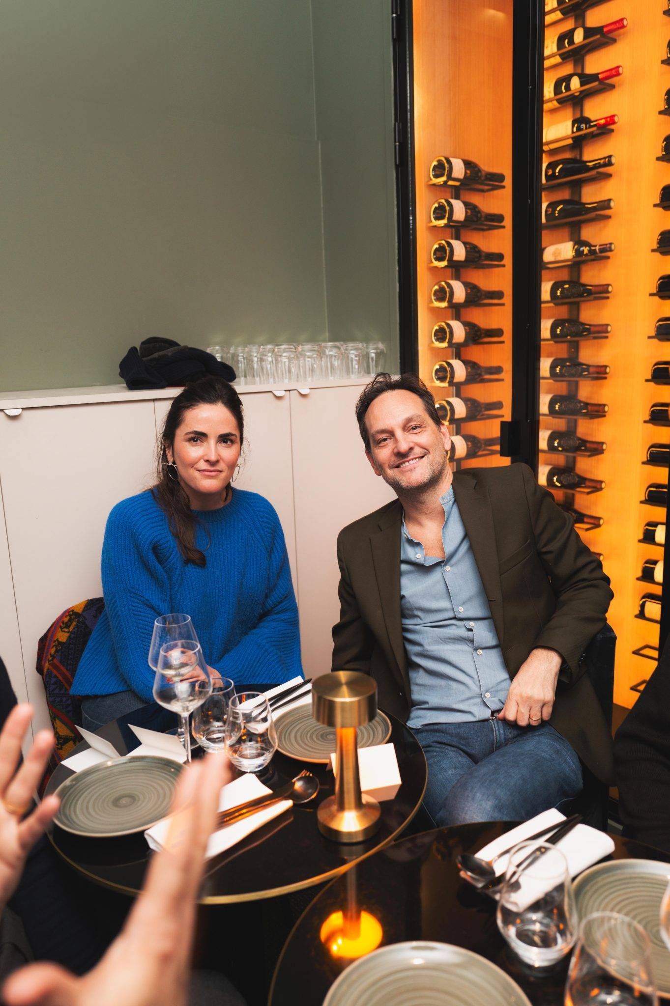  - Double actualité à la galerie Perrotin: Johan Creten avec « How to explain the Sculptures to an Influencer? », et Mr. avec « Invoke It and a Flower Shall Blossom »