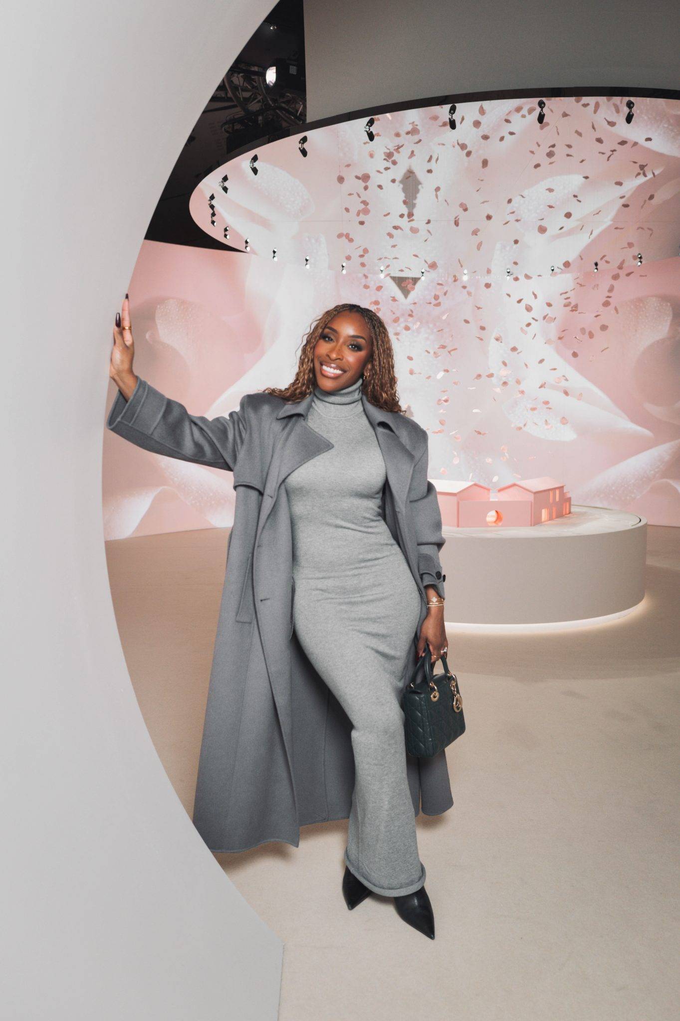  - La Maison de l’Art et la Science du Parfum par l’Oréal ouvre ses portes au Louvre