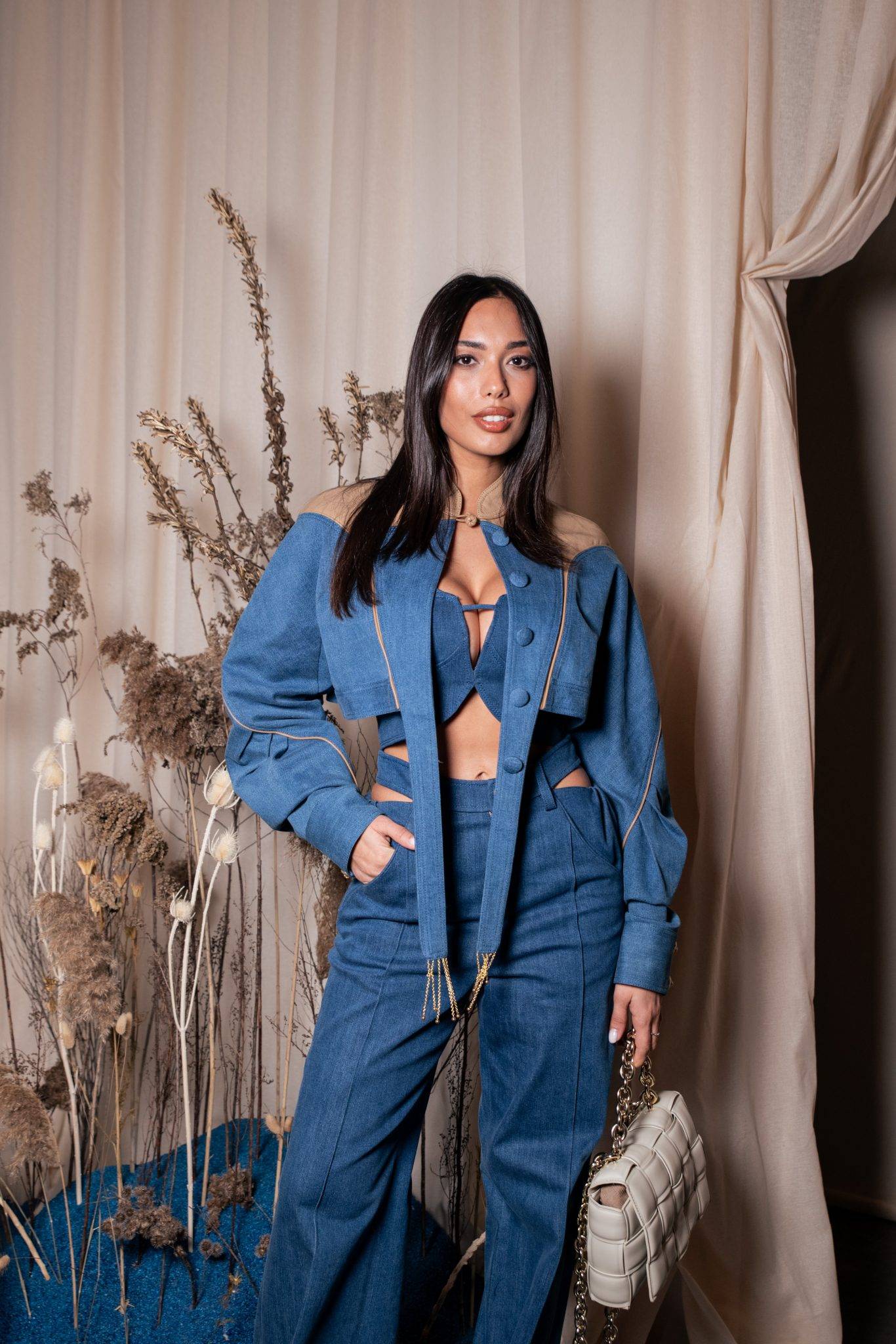  - A Tale Of Cosmopolitan beauty on the SaraWong catwalk