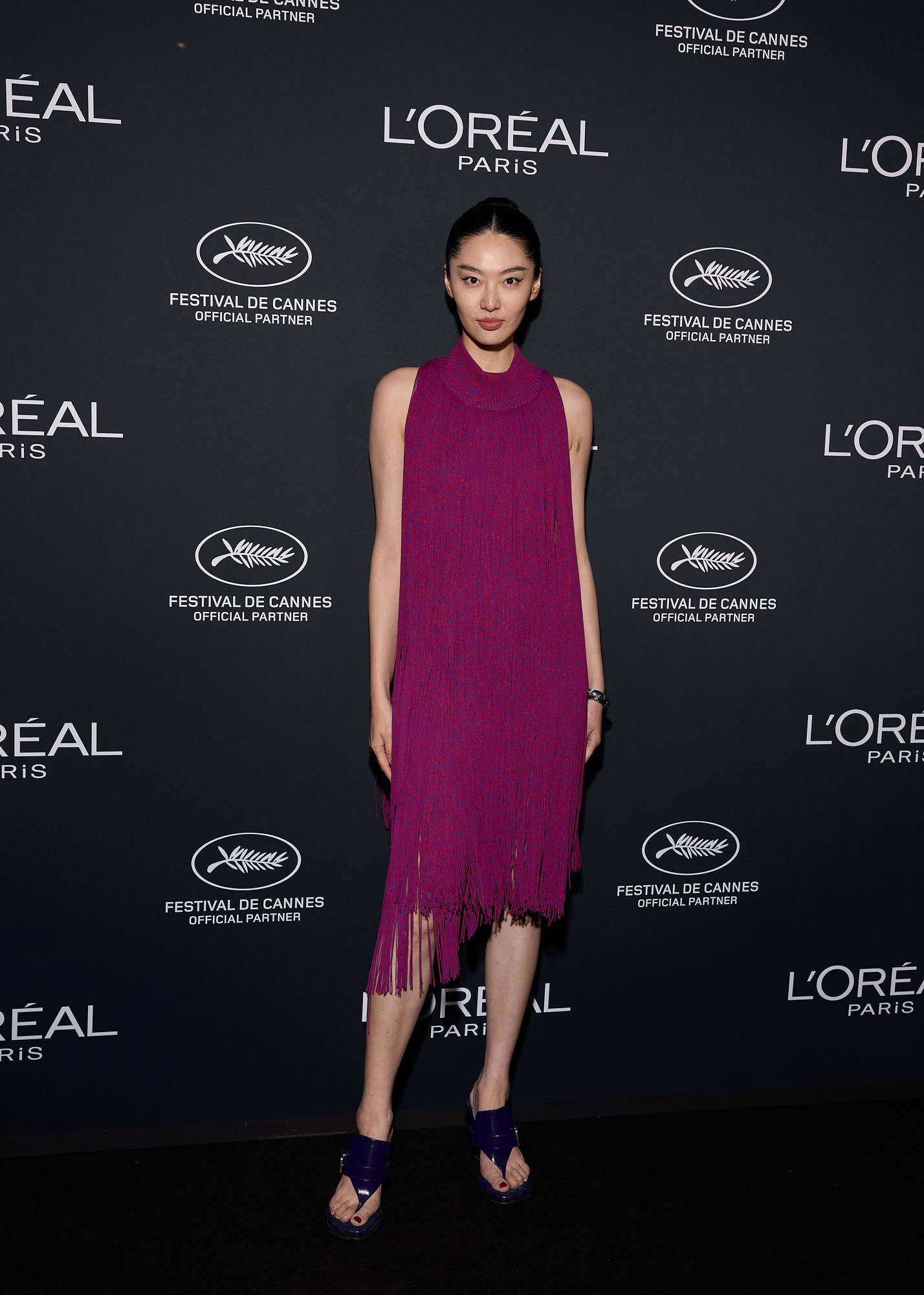  - Viv Li Receives the Fourth Lights On Women’s Worth Award for Her Film “Across the Waters”