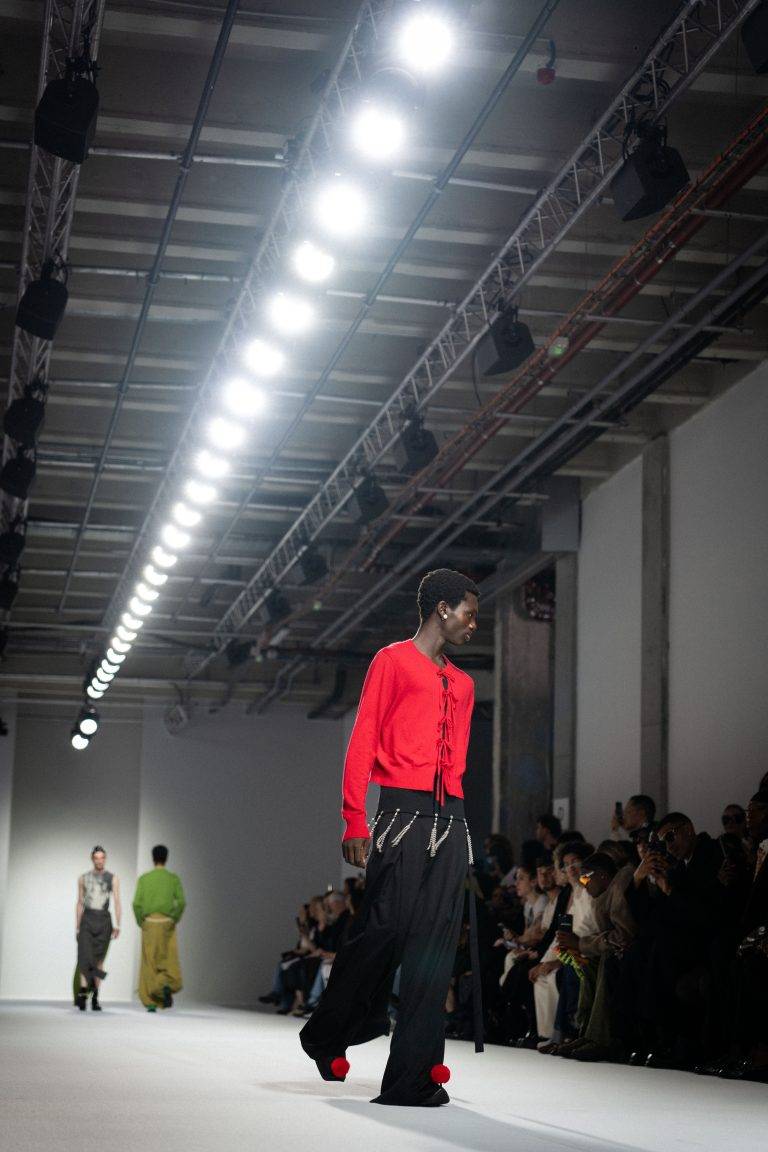 SEAN SUEN Breaks Free From Gender Norms For the SS25 Show