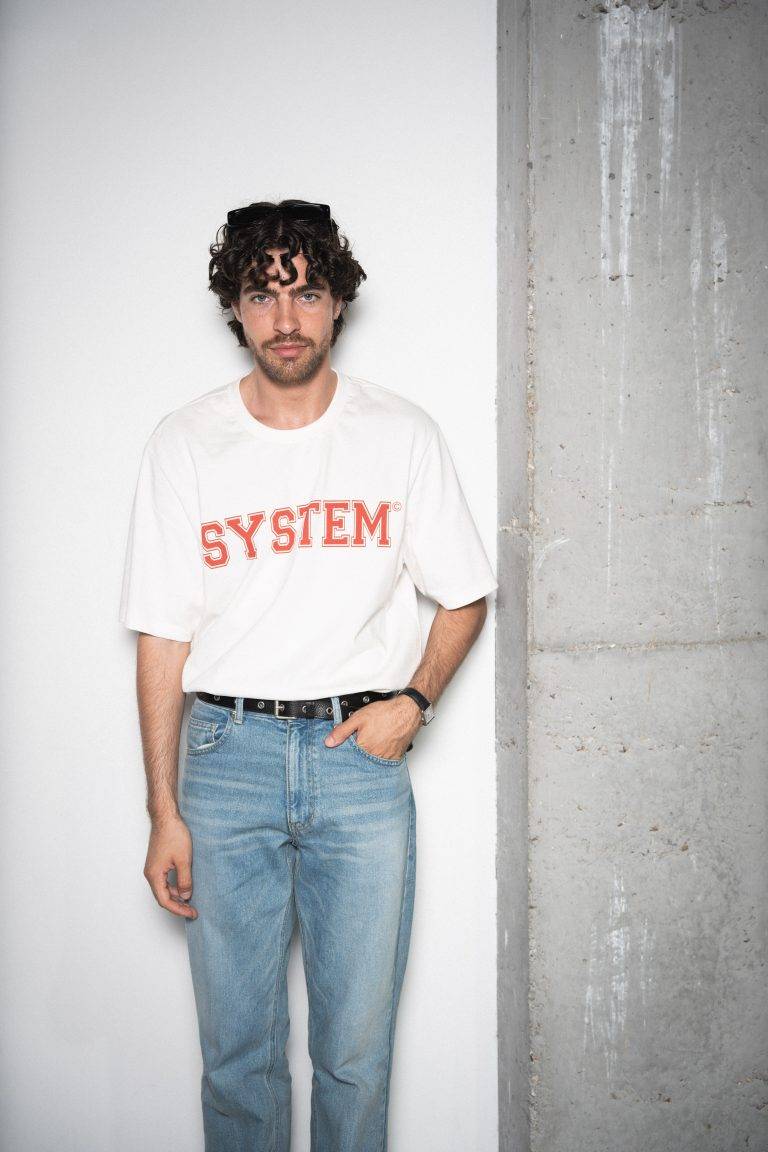  - SEAN SUEN Breaks Free From Gender Norms For the SS25 Show