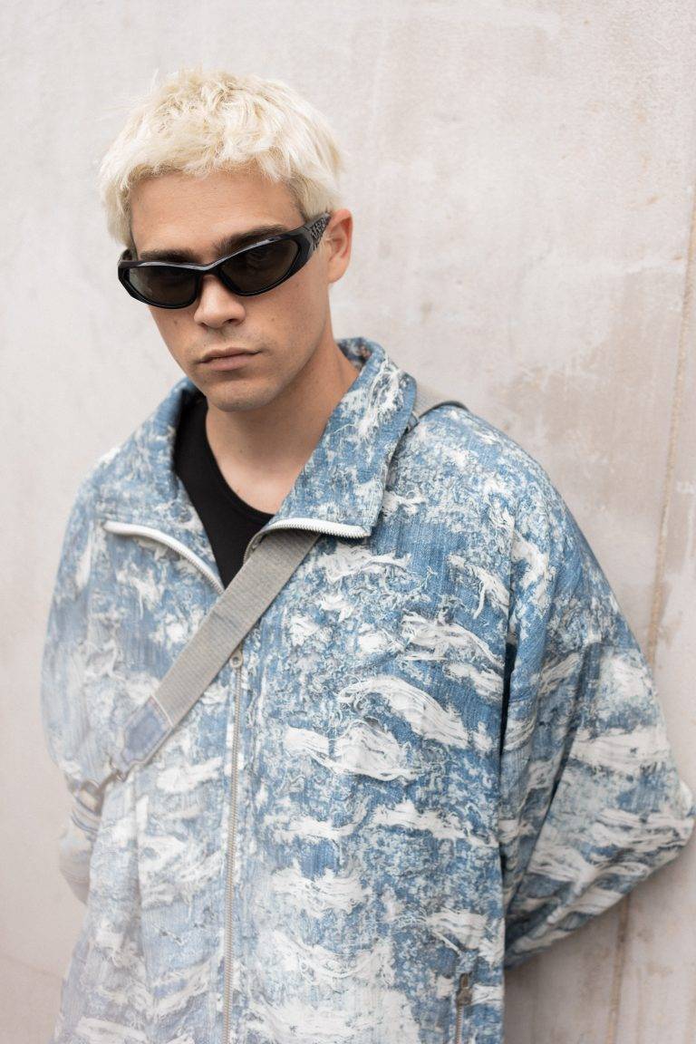  - SEAN SUEN Breaks Free From Gender Norms For the SS25 Show