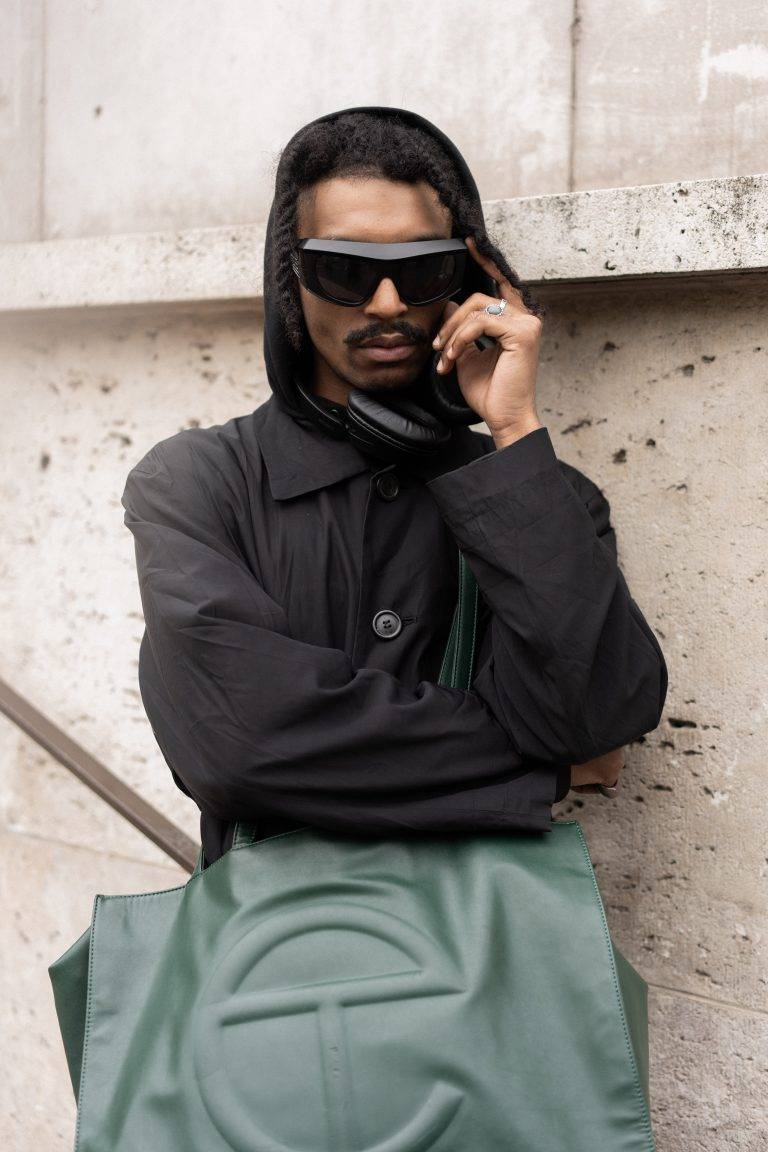  - SEAN SUEN Breaks Free From Gender Norms For the SS25 Show