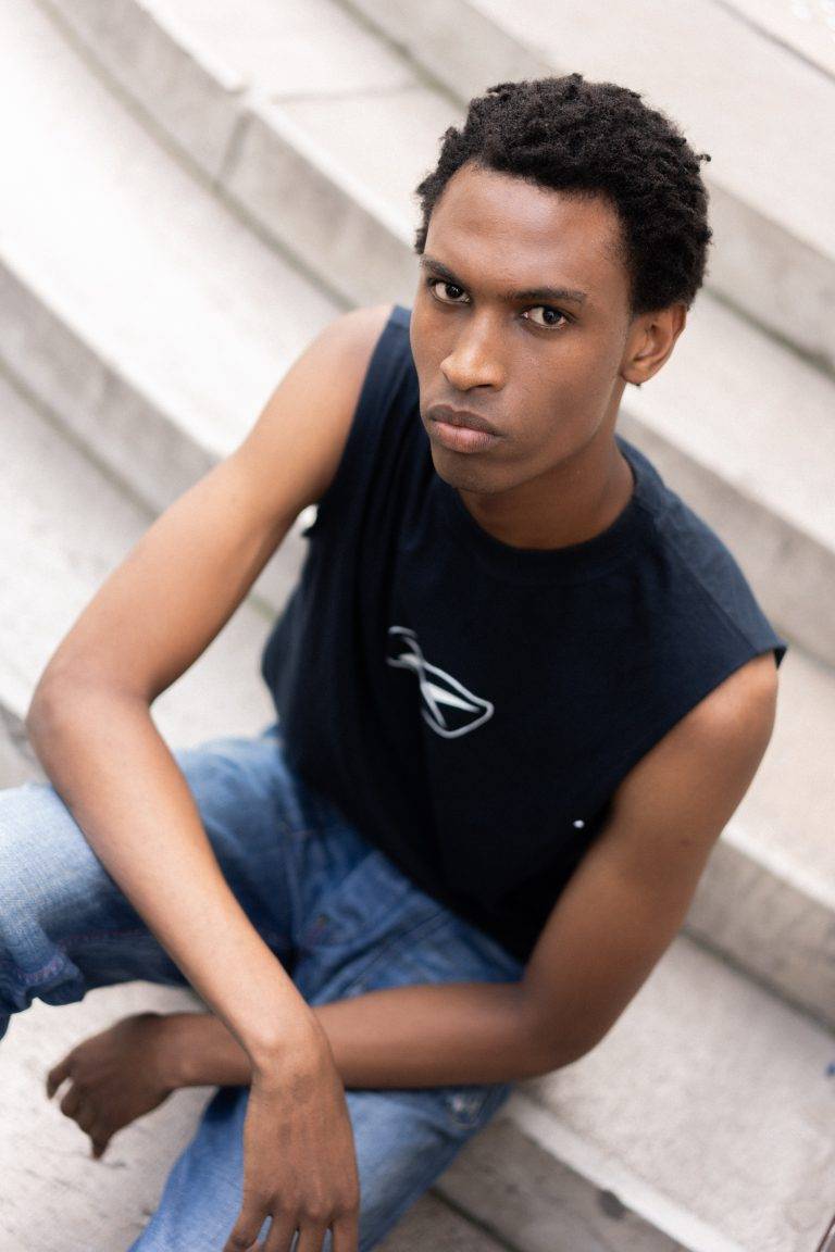  - SEAN SUEN Breaks Free From Gender Norms For the SS25 Show