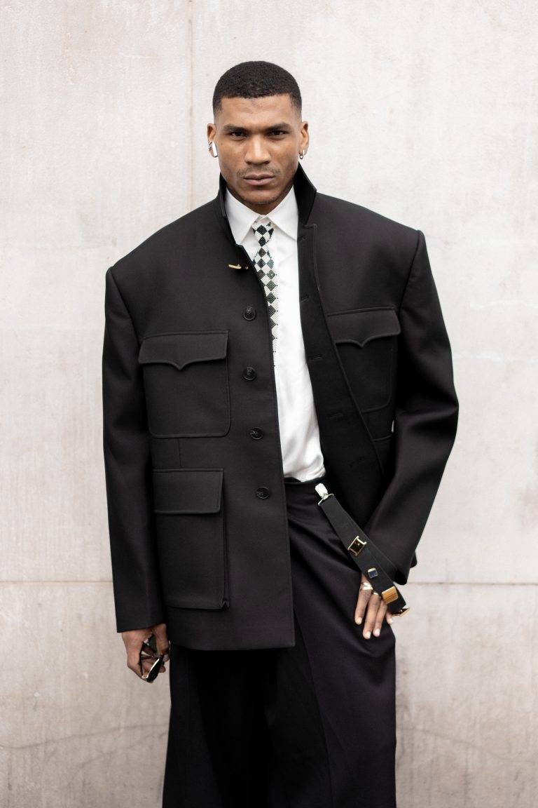  - SEAN SUEN Breaks Free From Gender Norms For the SS25 Show