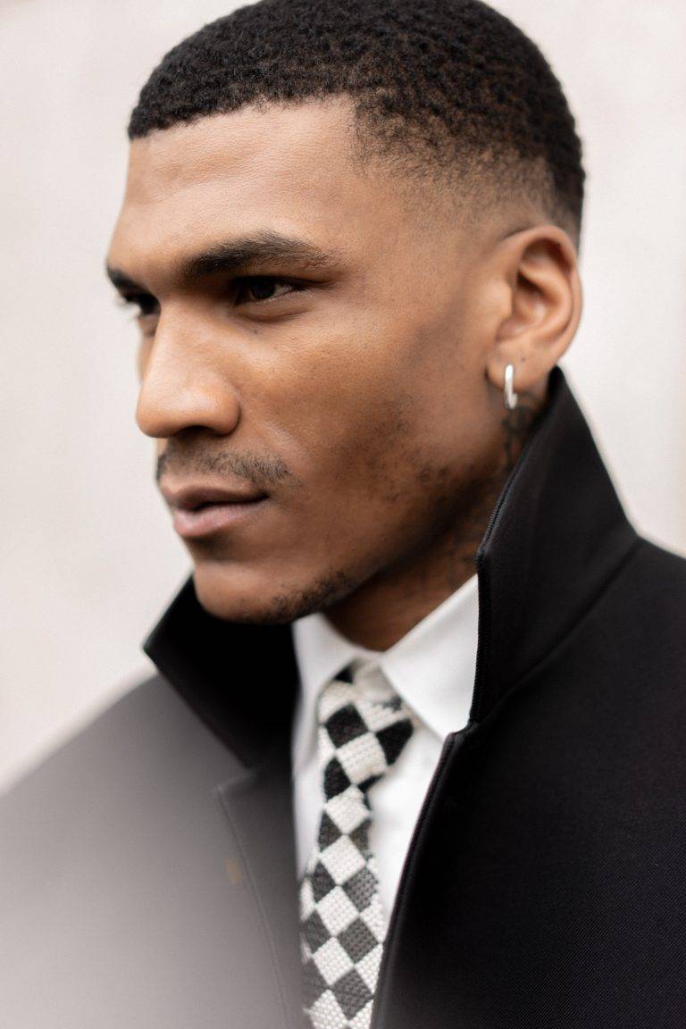  - SEAN SUEN Breaks Free From Gender Norms For the SS25 Show