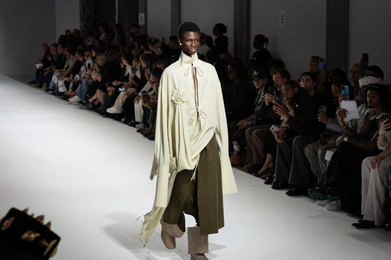 SEAN SUEN Breaks Free From Gender Norms For the SS25 Show