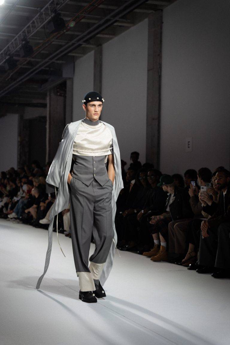 SEAN SUEN Breaks Free From Gender Norms For the SS25 Show