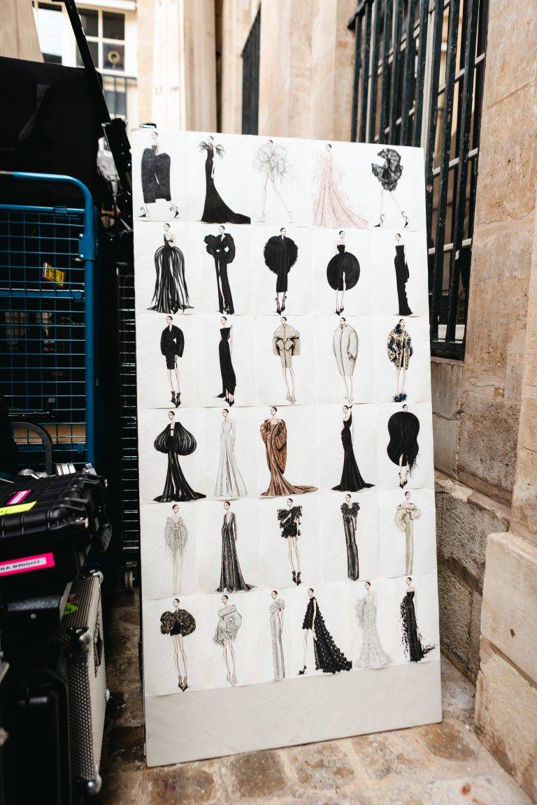 ASHI’s Voluptuous Haute Couture Fashion Show Asserts His Exaggerated Femininity 