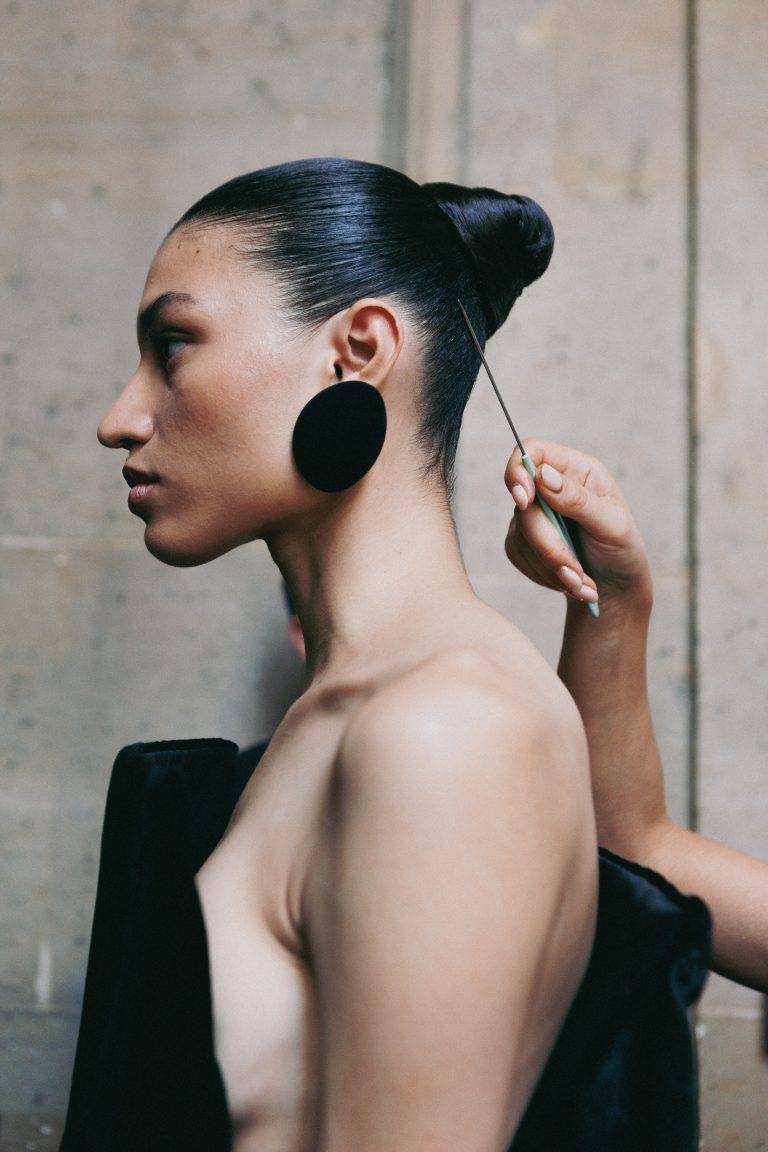 ASHI’s Voluptuous Haute Couture Fashion Show Asserts His Exaggerated Femininity 