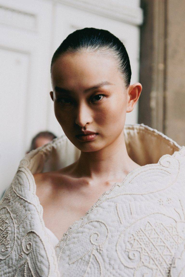 ASHI’s Voluptuous Haute Couture Fashion Show Asserts His Exaggerated Femininity 