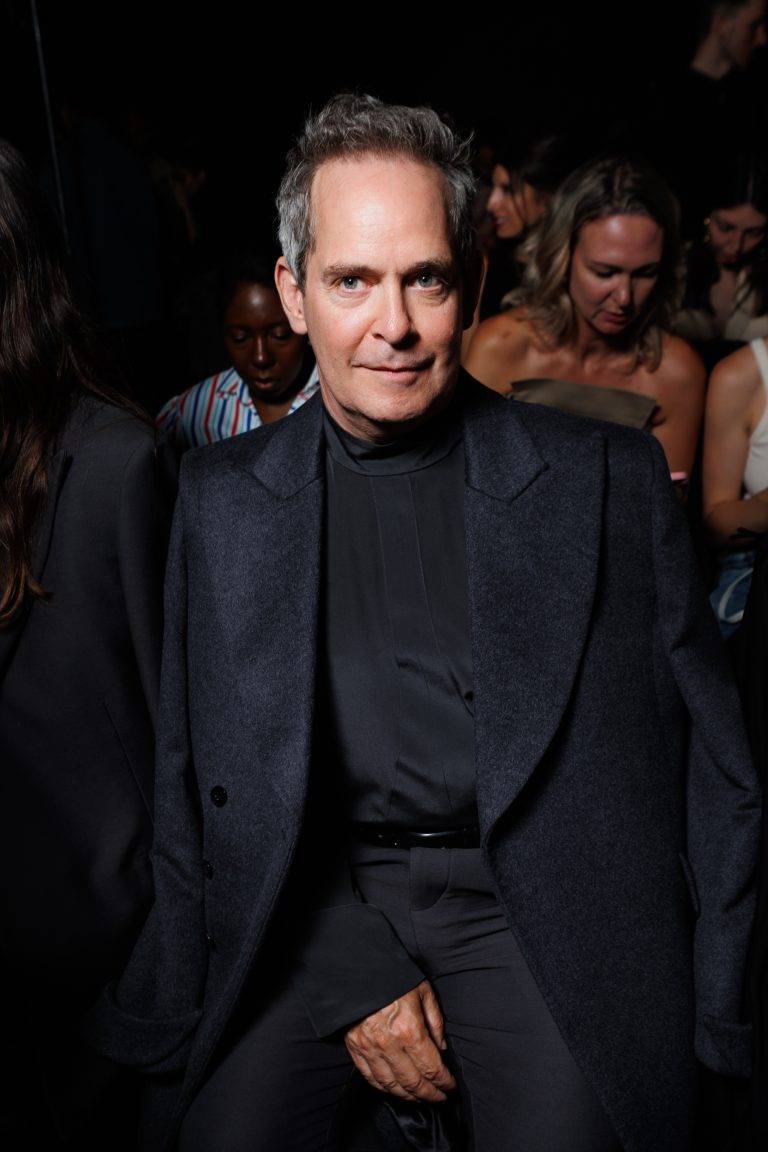  - ASHI’s Voluptuous Haute Couture Fashion Show Asserts His Exaggerated Femininity 