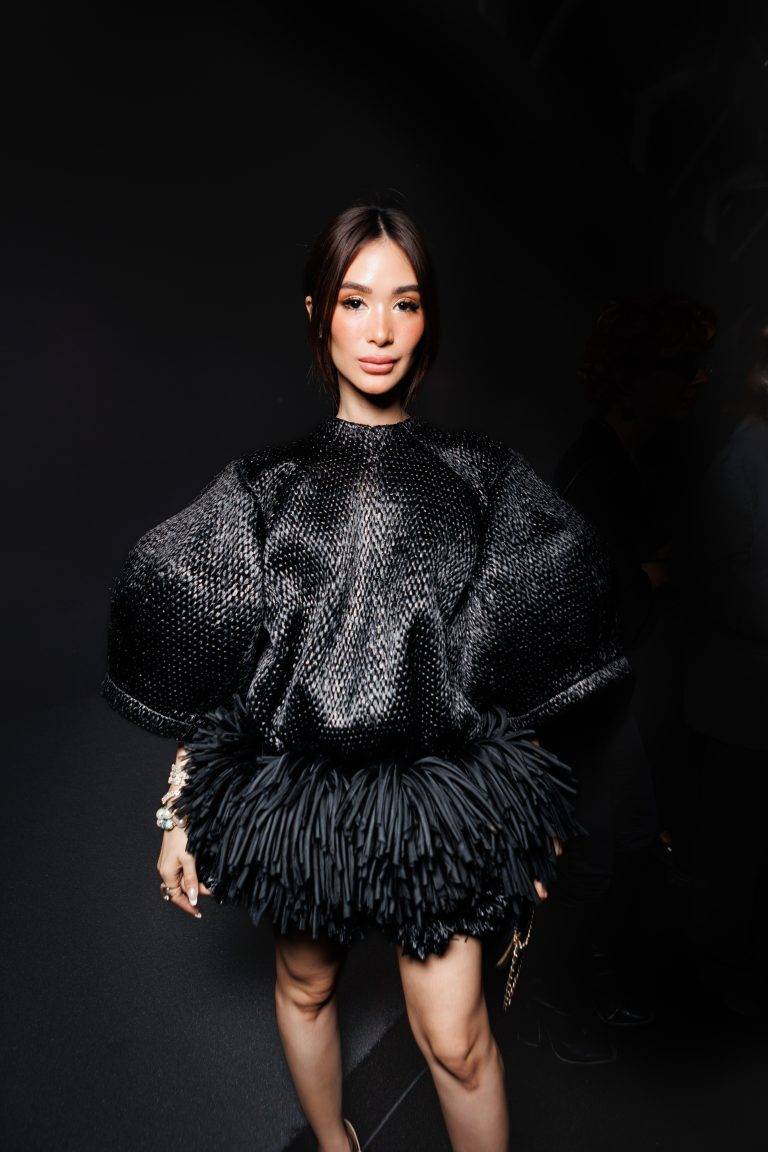  - ASHI’s Voluptuous Haute Couture Fashion Show Asserts His Exaggerated Femininity 