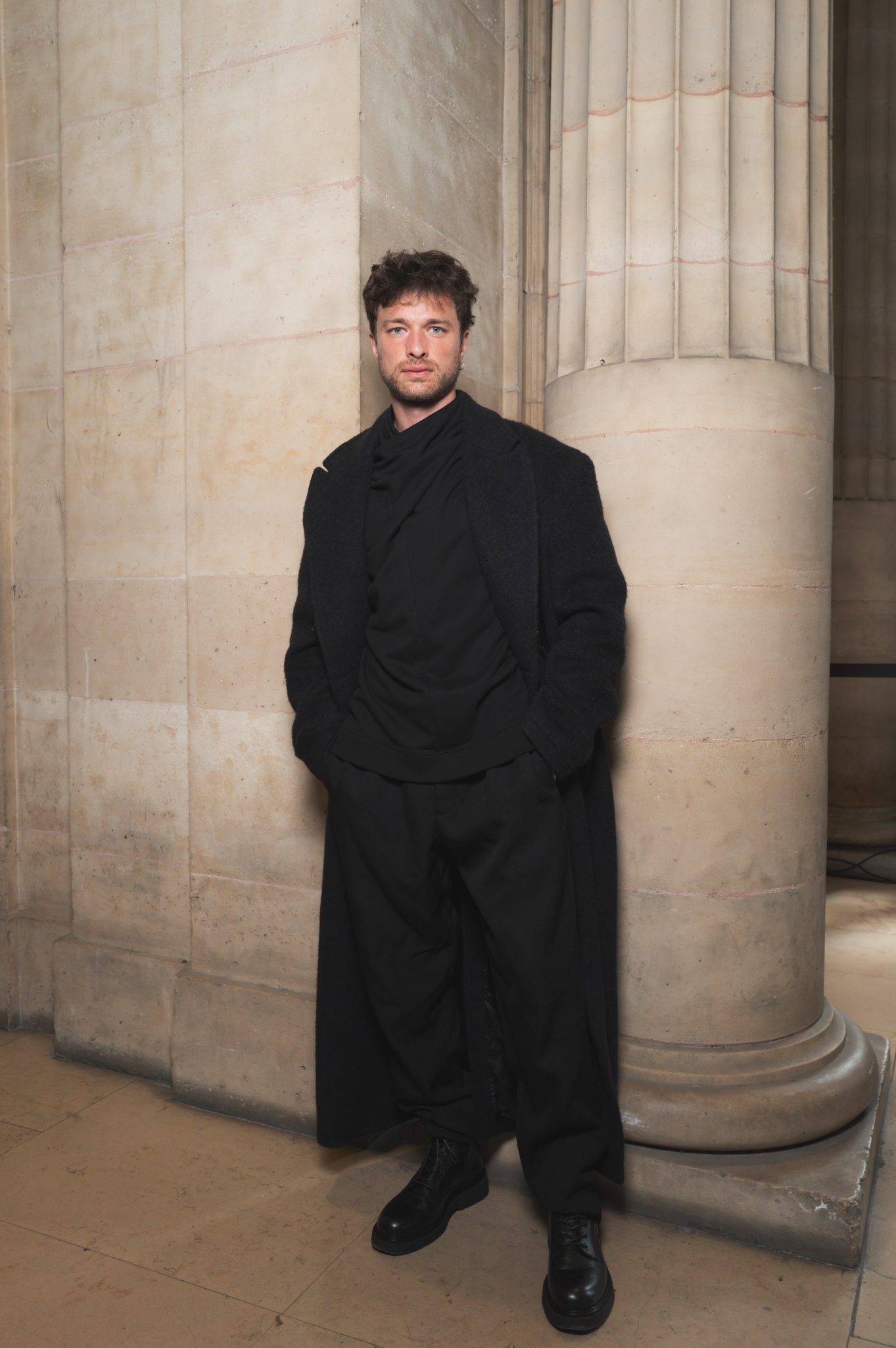  - Le parfum fait vêtement par Louis Gabriel Nouchi