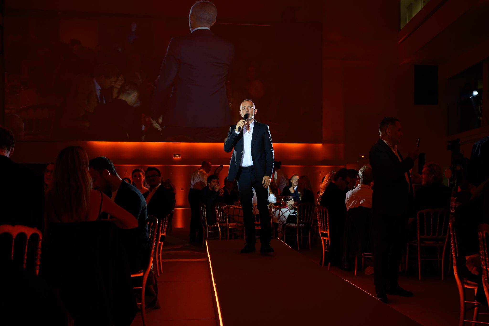  - HEROES for Imagine : art et solidarité au profit de la recherche sur les maladies génétiques 