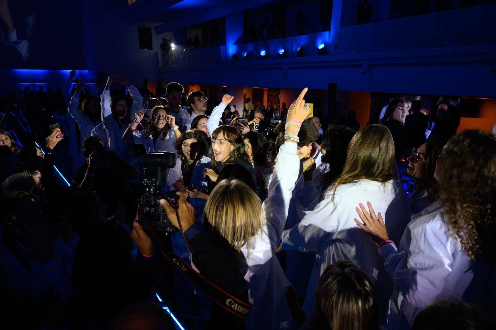  - HEROES for Imagine: Art and Solidarity in Support of Research on Genetic Diseases