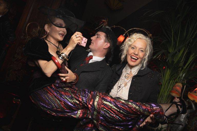  - Le grand bal de la mode chez Maxim’s renoue avec le meilleur de la Belle Époque