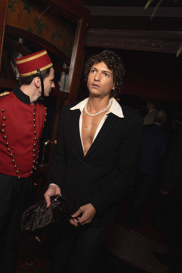  - A Stylish Evening at Maxim’s Gives Us a Taste of La Belle Époque