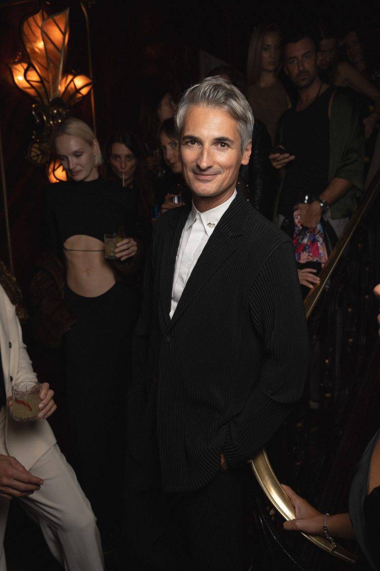  - A Stylish Evening at Maxim’s Gives Us a Taste of La Belle Époque