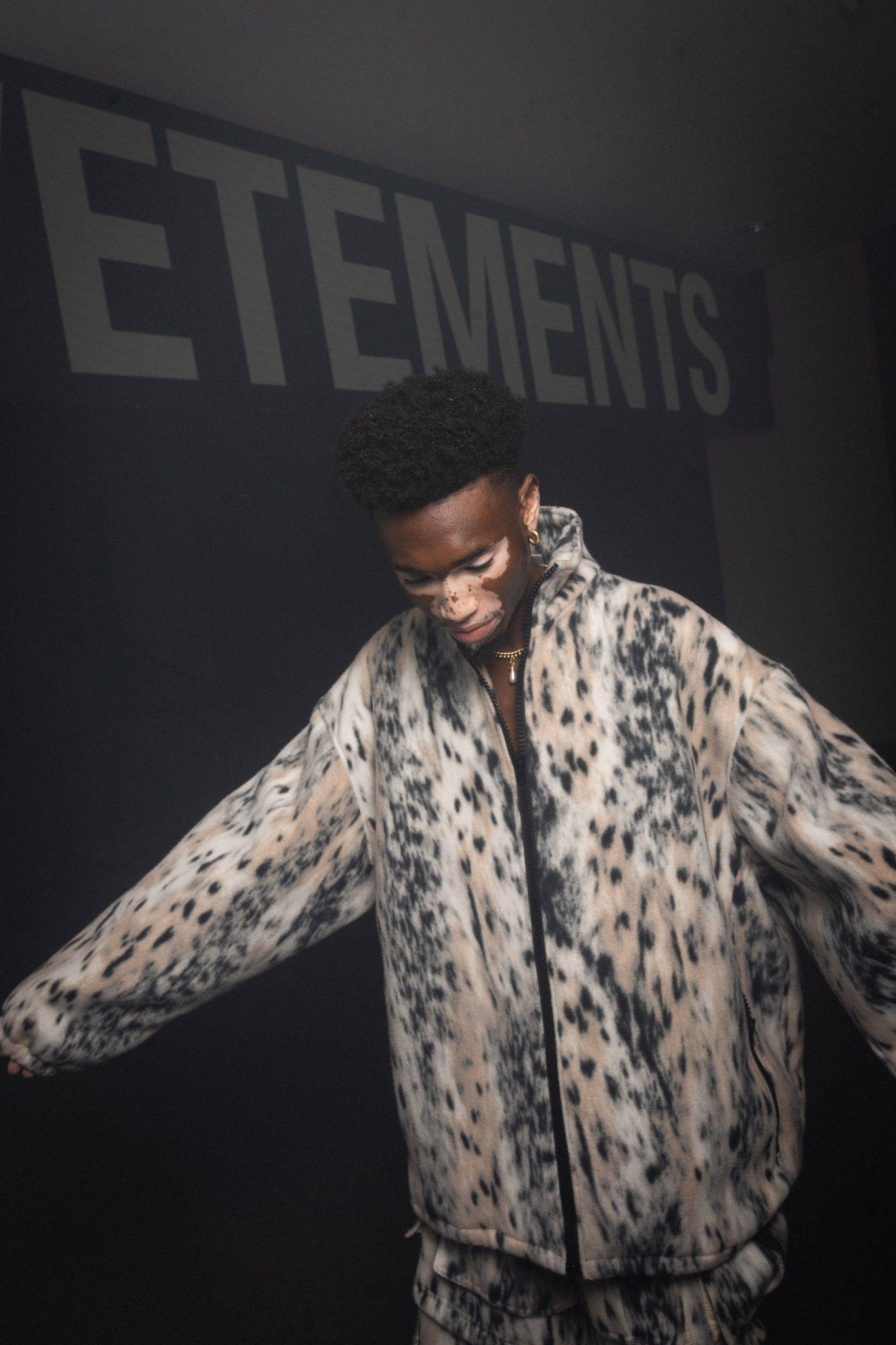  - L’art de réinventer le luxe chez Vêtements