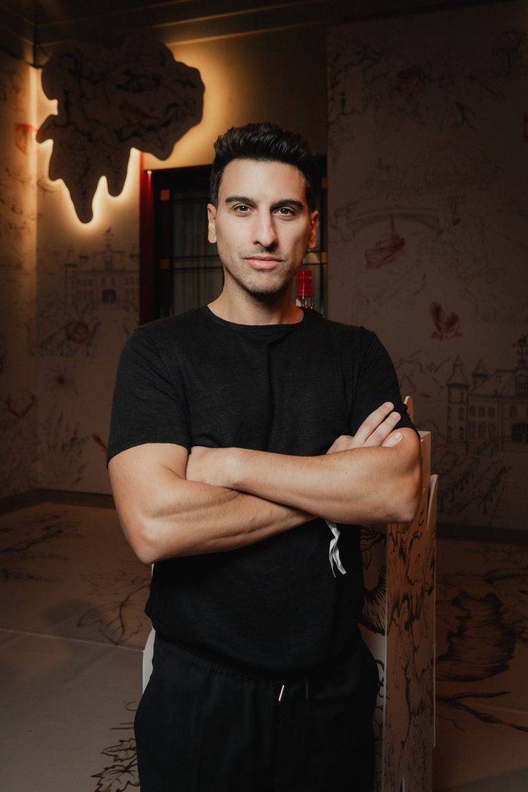  - La Maison Glenfiddich dévoile un Single Malt d’exception en collaboration avec l’artiste André Saraiva