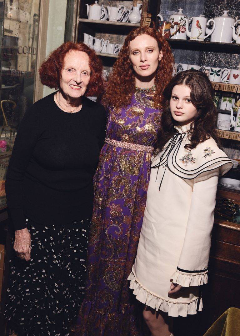  - Astier de Villatte confie ses céramiques aux bons soins de Grace Coddington le temps d’une collaboration