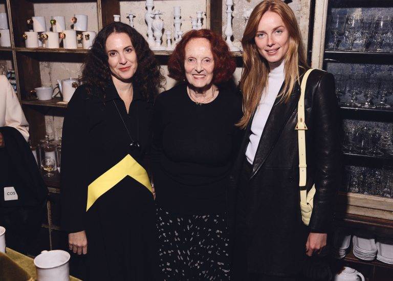  - Astier de Villatte confie ses céramiques aux bons soins de Grace Coddington le temps d’une collaboration