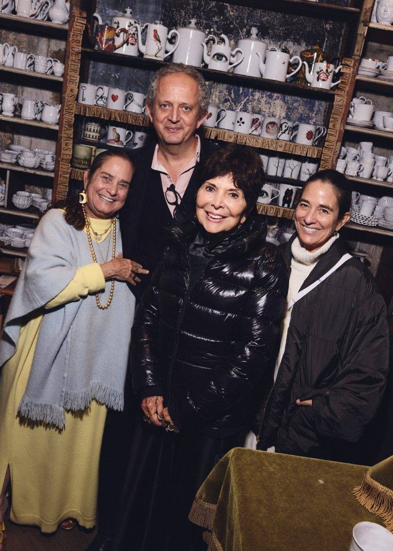  - Astier de Villatte confie ses céramiques aux bons soins de Grace Coddington le temps d’une collaboration