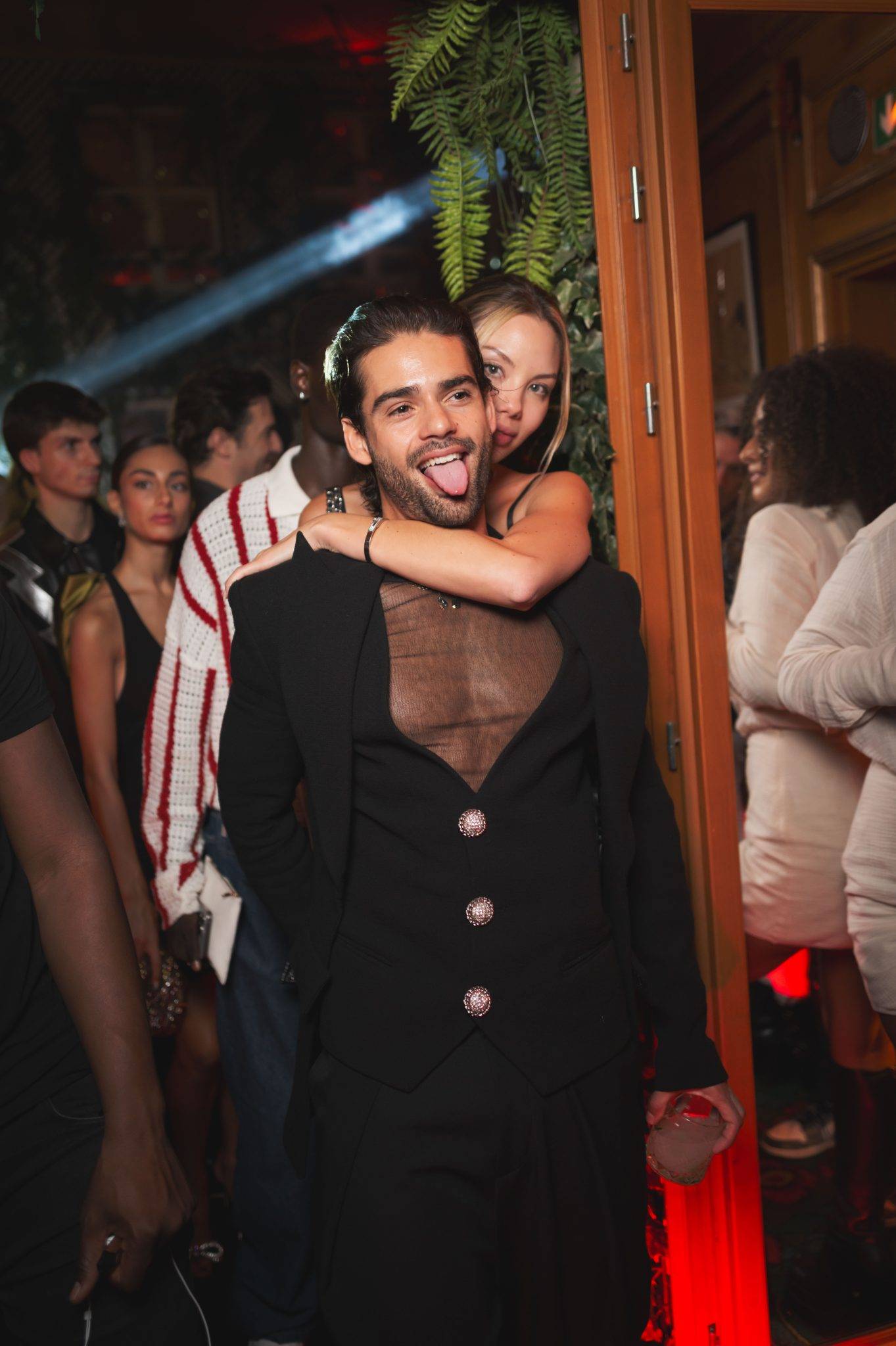  - Le grand bal de la mode chez Maxim’s renoue avec le meilleur de la Belle Époque