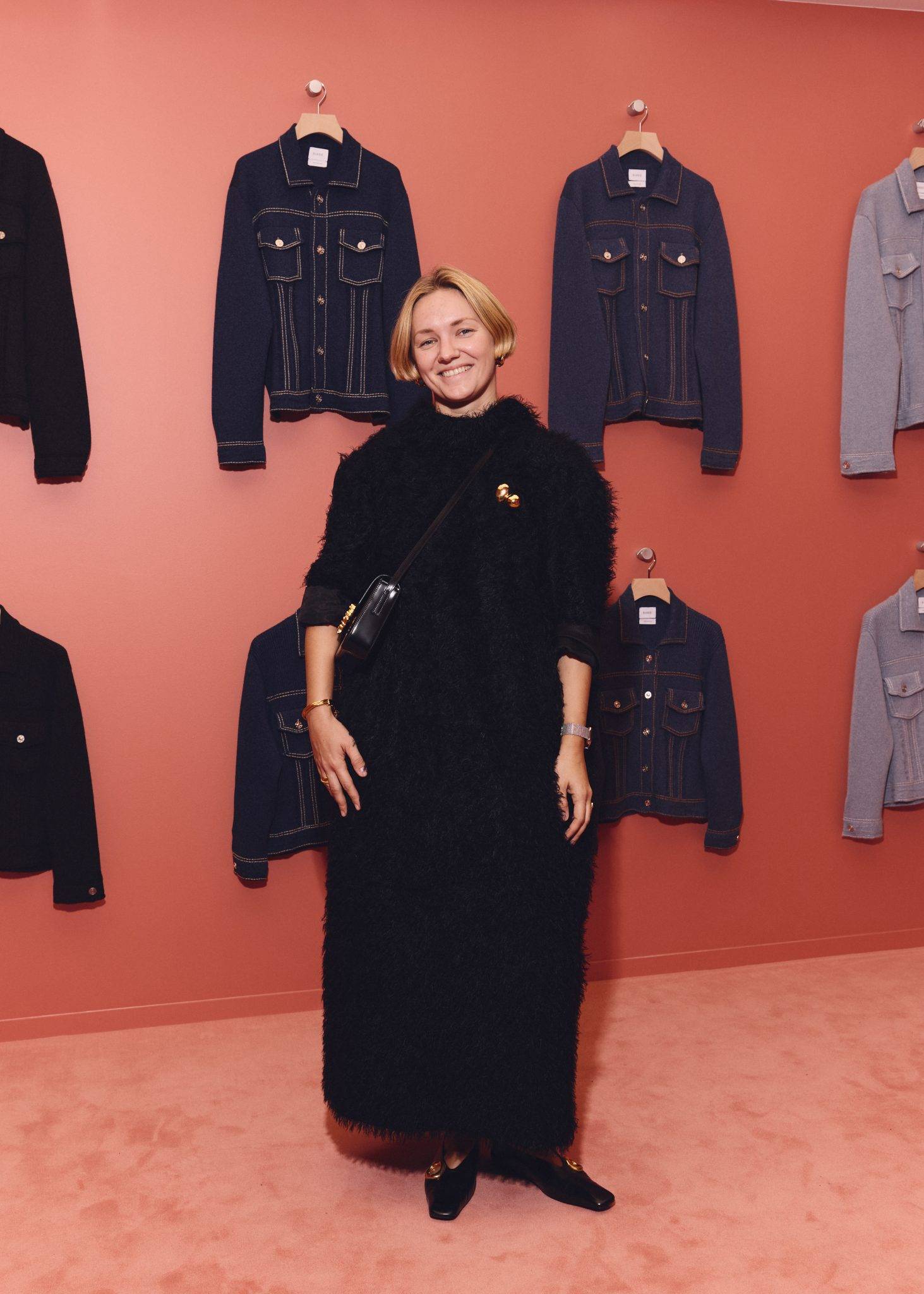  - BARRIE ouvre un popup dédié à son iconique ligne denim