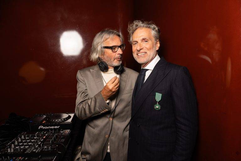  - Jean-Pierre Marois fait chevalier des Arts et des Lettres par Marc Lambron