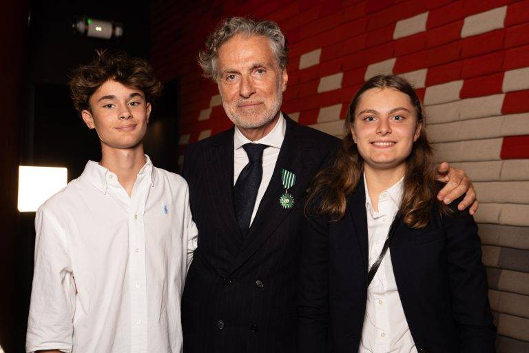  - Jean-Pierre Marois fait chevalier des Arts et des Lettres par Marc Lambron
