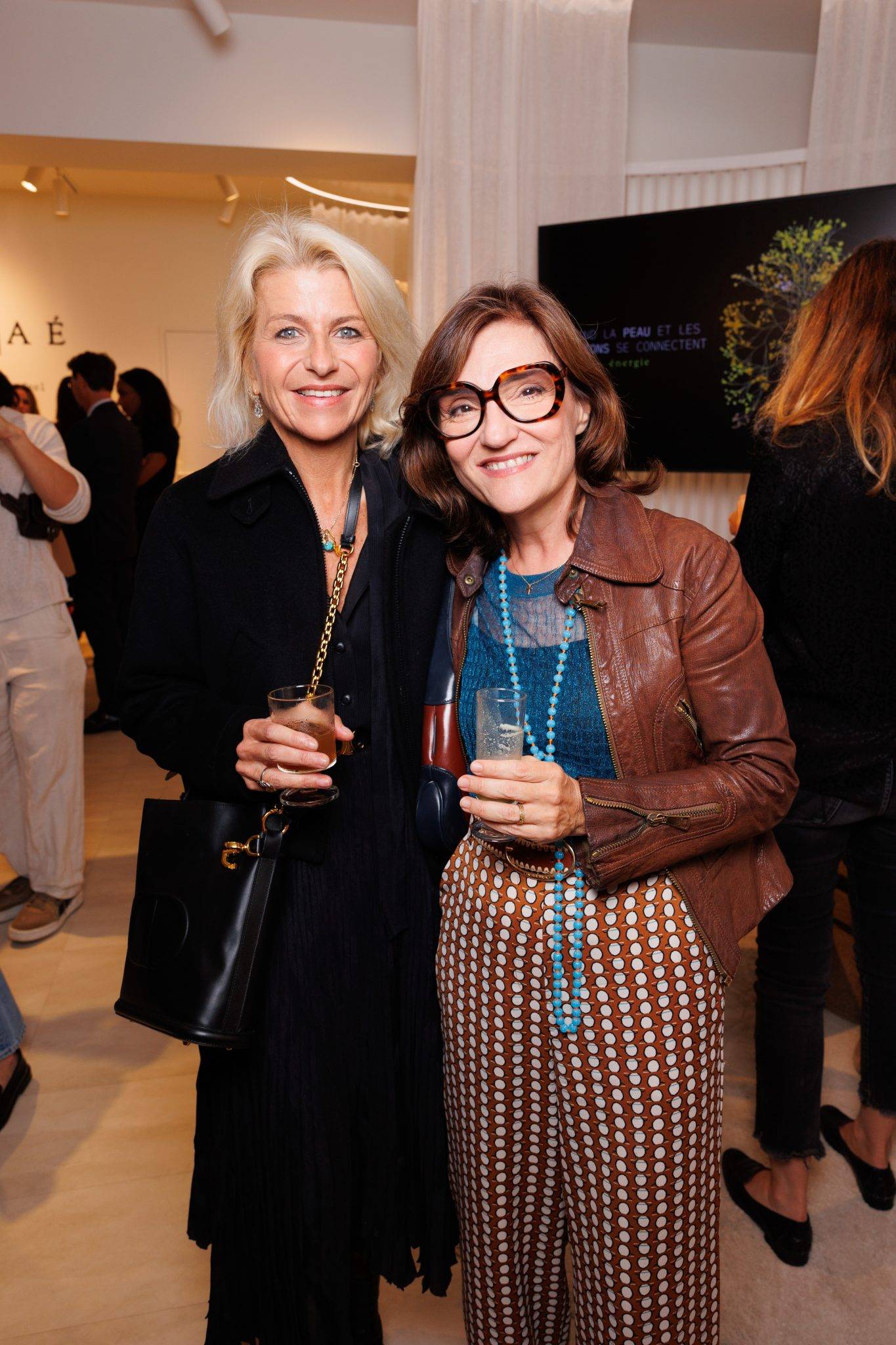  - NEUR|AÉ Takes Residence in Le Marais