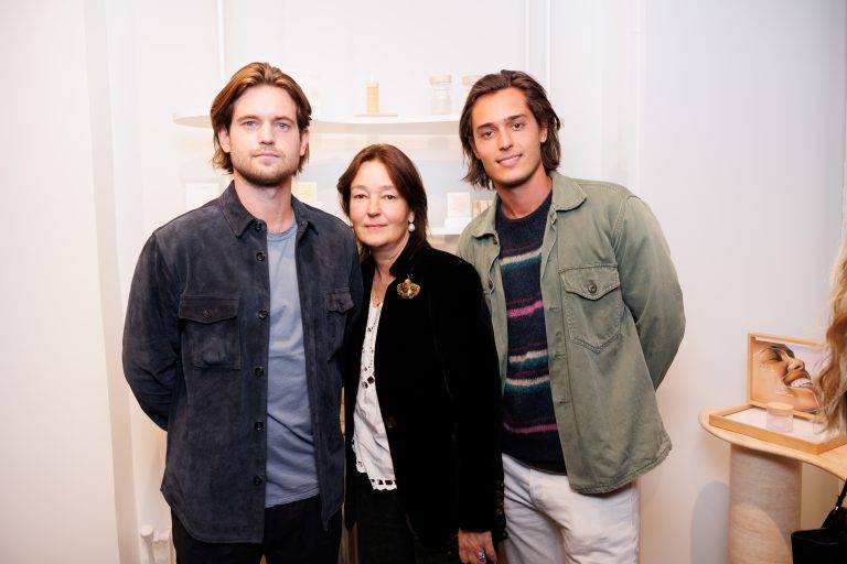  - NEUR|AÉ Takes Residence in Le Marais