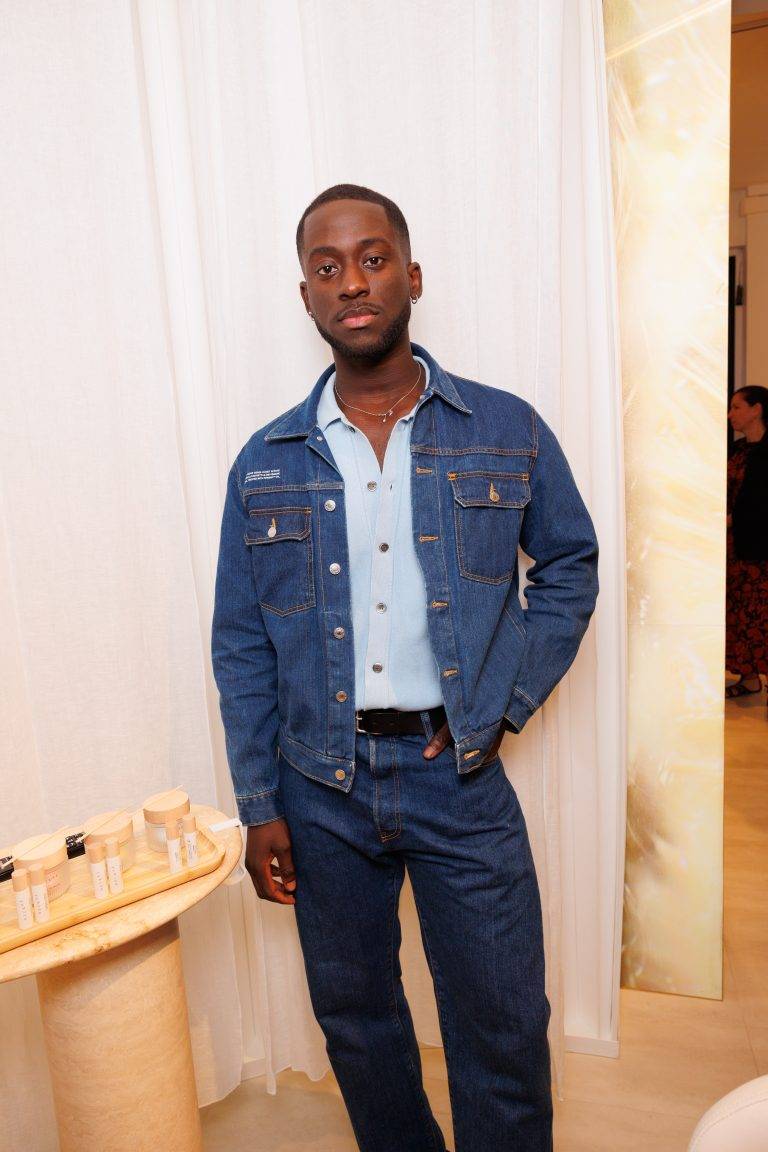  - NEUR|AÉ Takes Residence in Le Marais