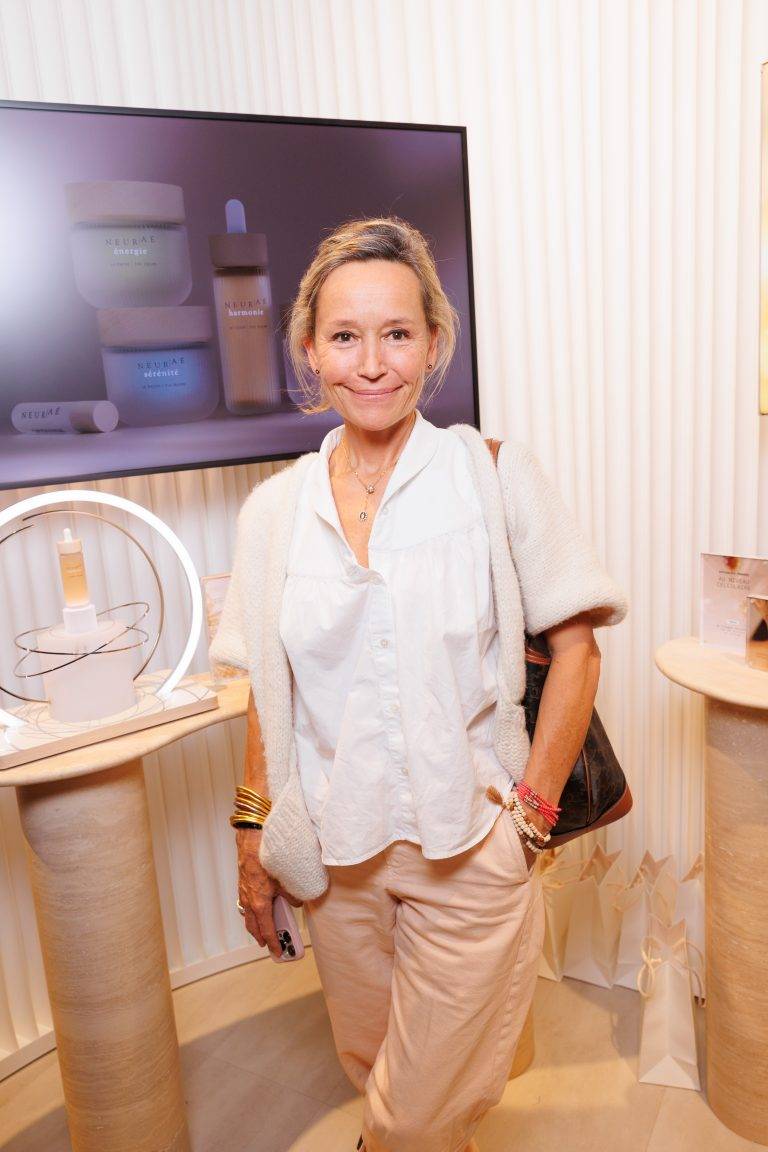  - NEUR|AÉ Takes Residence in Le Marais