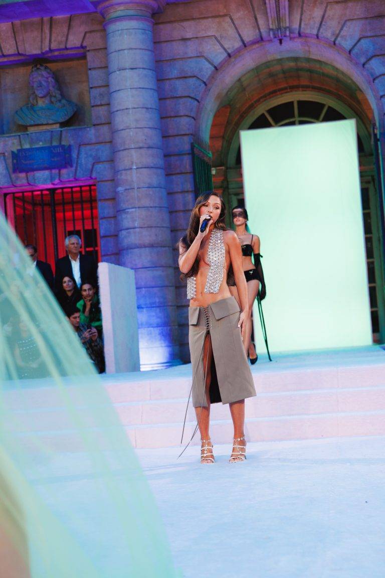  - La féminité mise en lumière lors du Show ETAM à la Monnaie de Paris