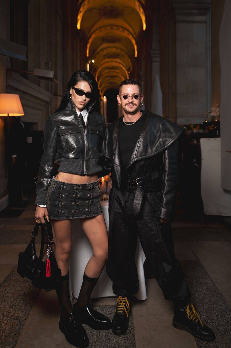  - Le tout nouveau sac The Kooples en collaboration avec Amelia Gray mis en majesté au Café Marly