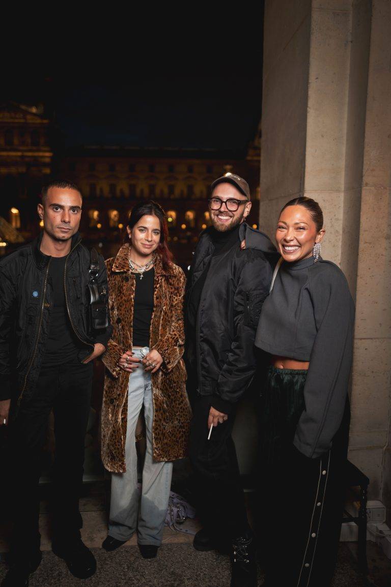  - Le tout nouveau sac The Kooples en collaboration avec Amelia Gray mis en majesté au Café Marly