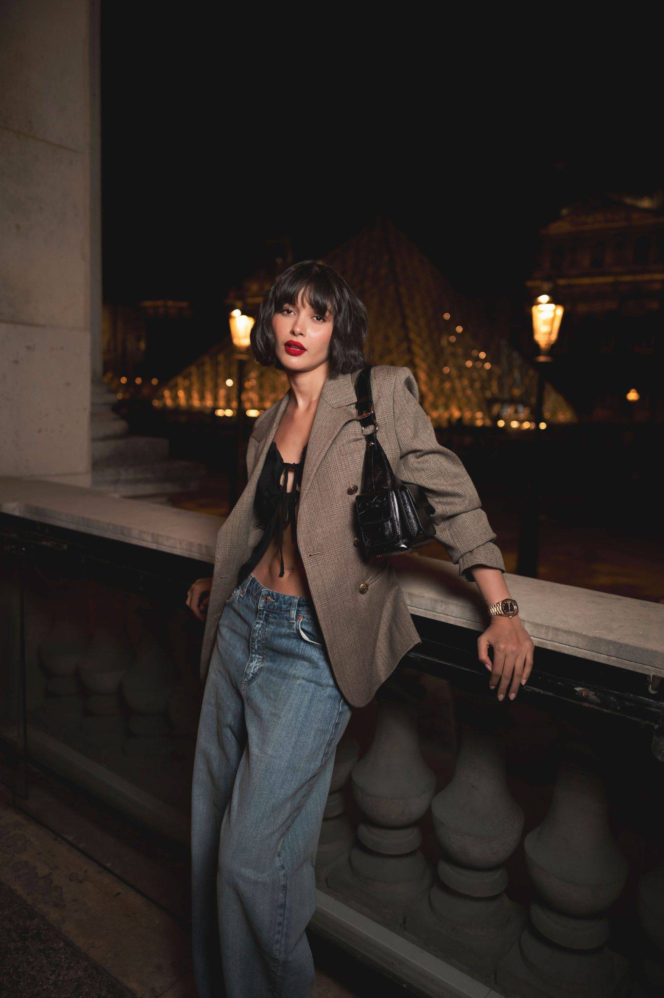  - Le tout nouveau sac The Kooples en collaboration avec Amelia Gray mis en majesté au Café Marly