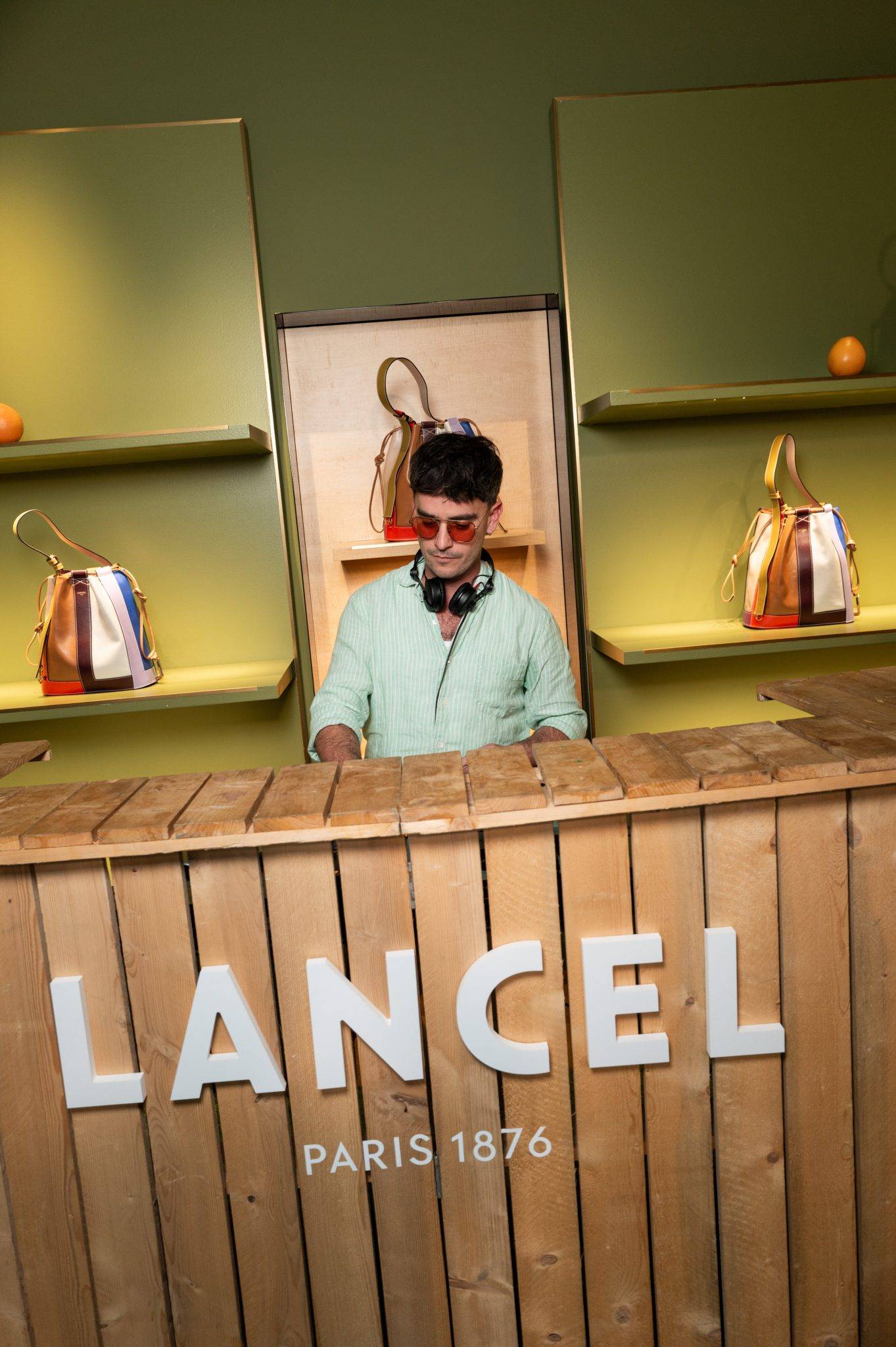  - LANCEL prolonge l’été avec sa nouvelle collection SS25