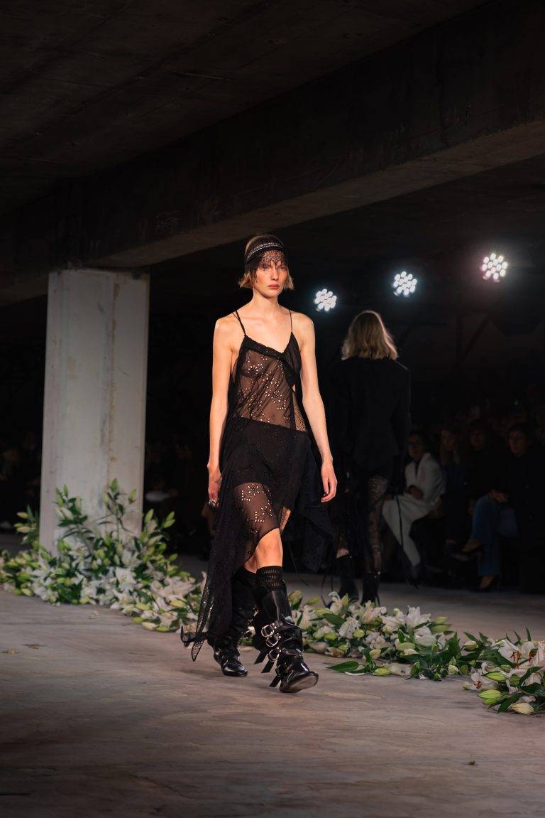 Ann Demeulemeester SS25: A Royal Fling with Punk